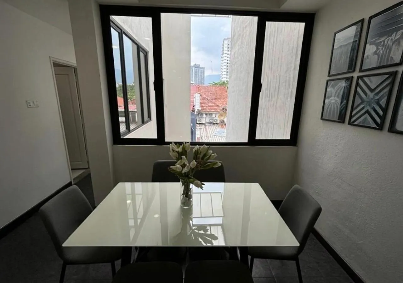 Spacious 4Br Family Suites In George Town Holiday home